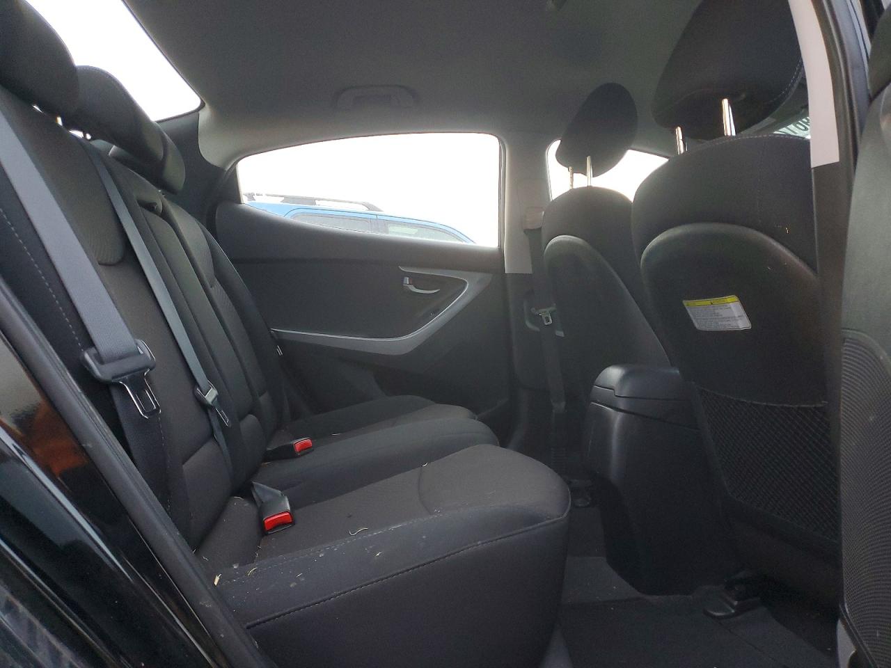 2016 HYUNDAI ELANTRA SE photo 10