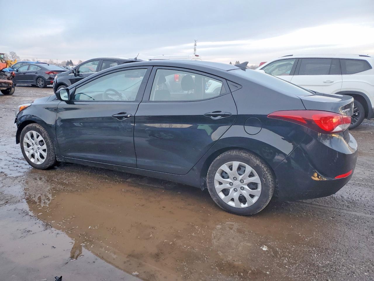 2016 HYUNDAI ELANTRA SE photo 2
