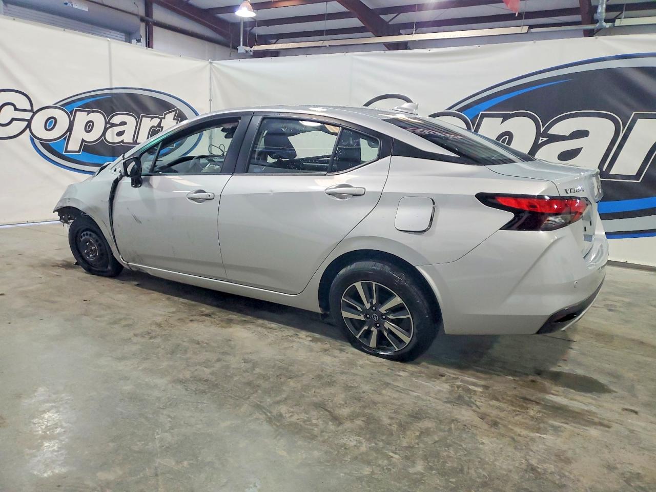 2025 NISSAN VERSA SV photo 2