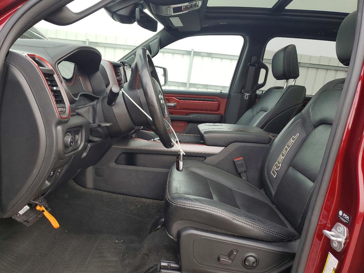 2023 RAM 1500 REBEL photo 7