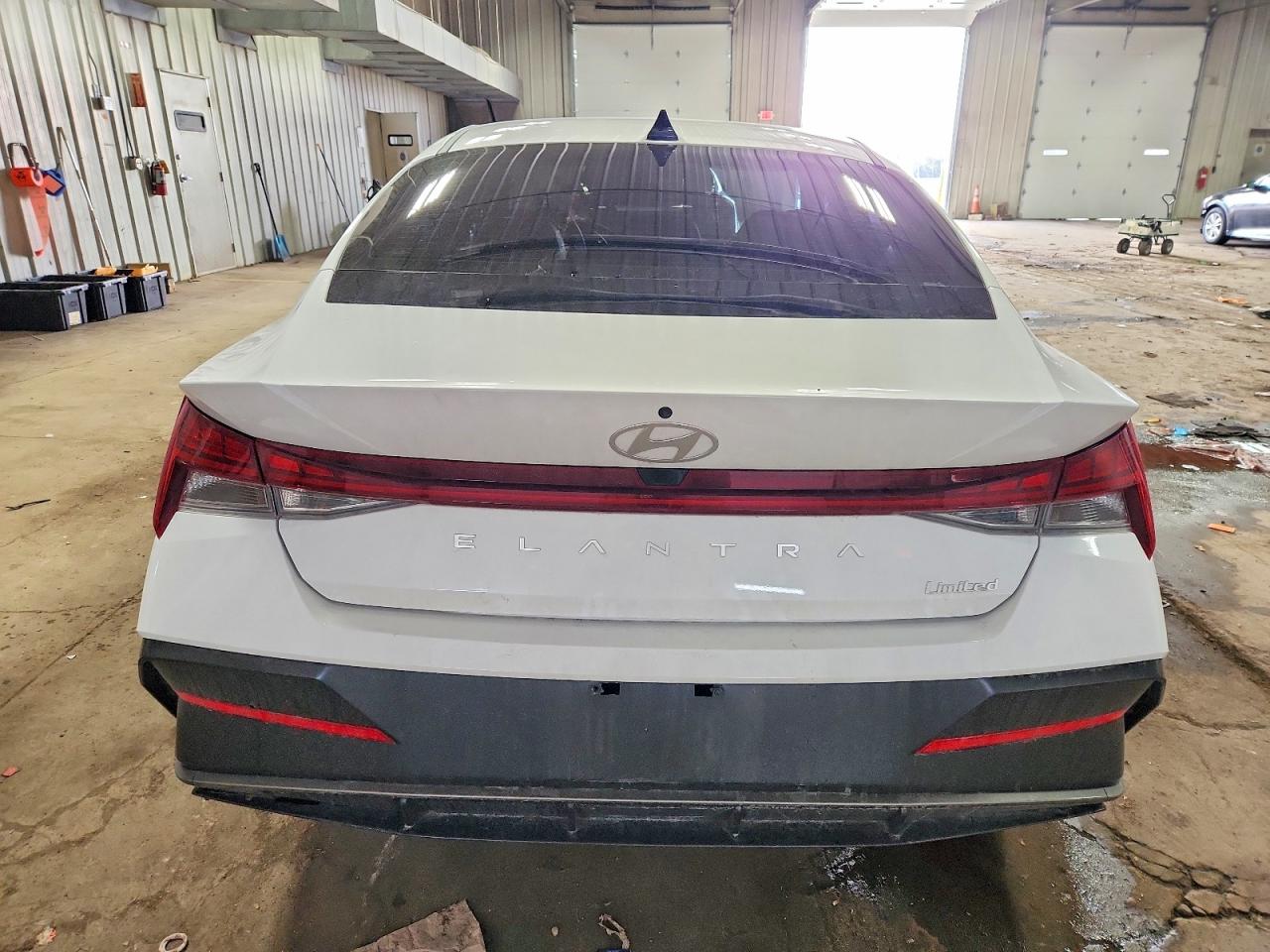2025 HYUNDAI ELANTRA LIMITED photo 6