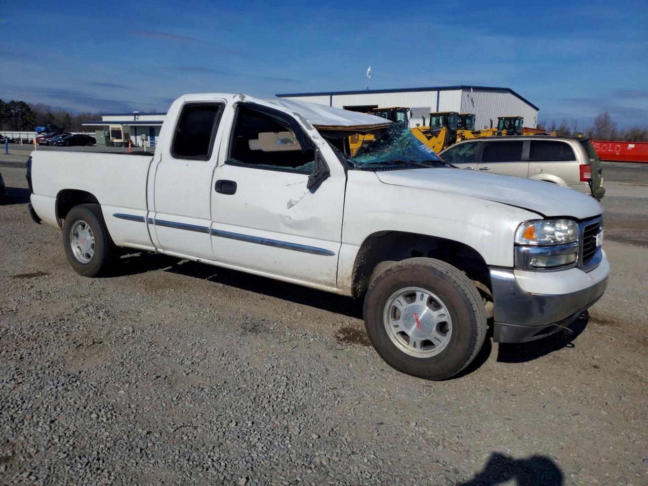 2002 GMC NEW SIERRA C1500 photo 4