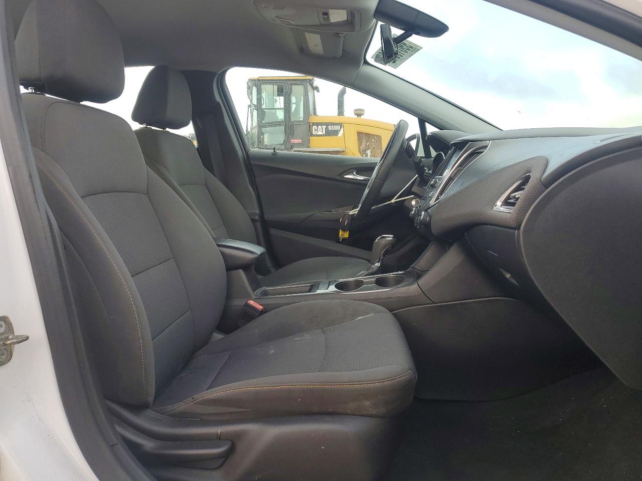 2019 CHEVROLET CRUZE LS photo 7