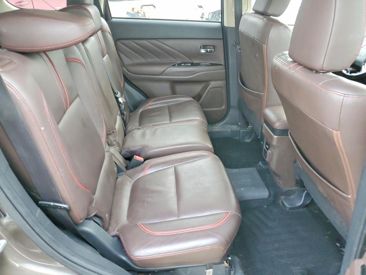 2018 MITSUBISHI OUTLANDER SE photo 11