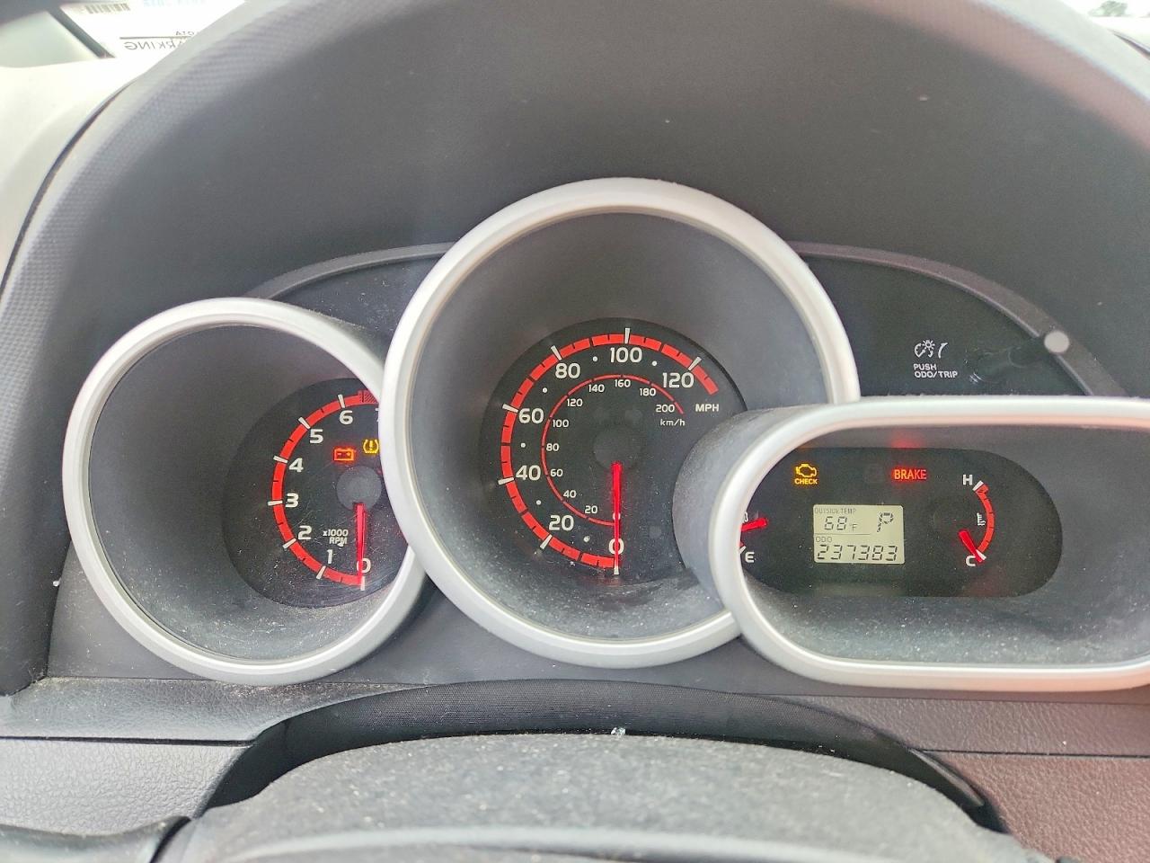 2010 TOYOTA COROLLA MATRIX photo 9