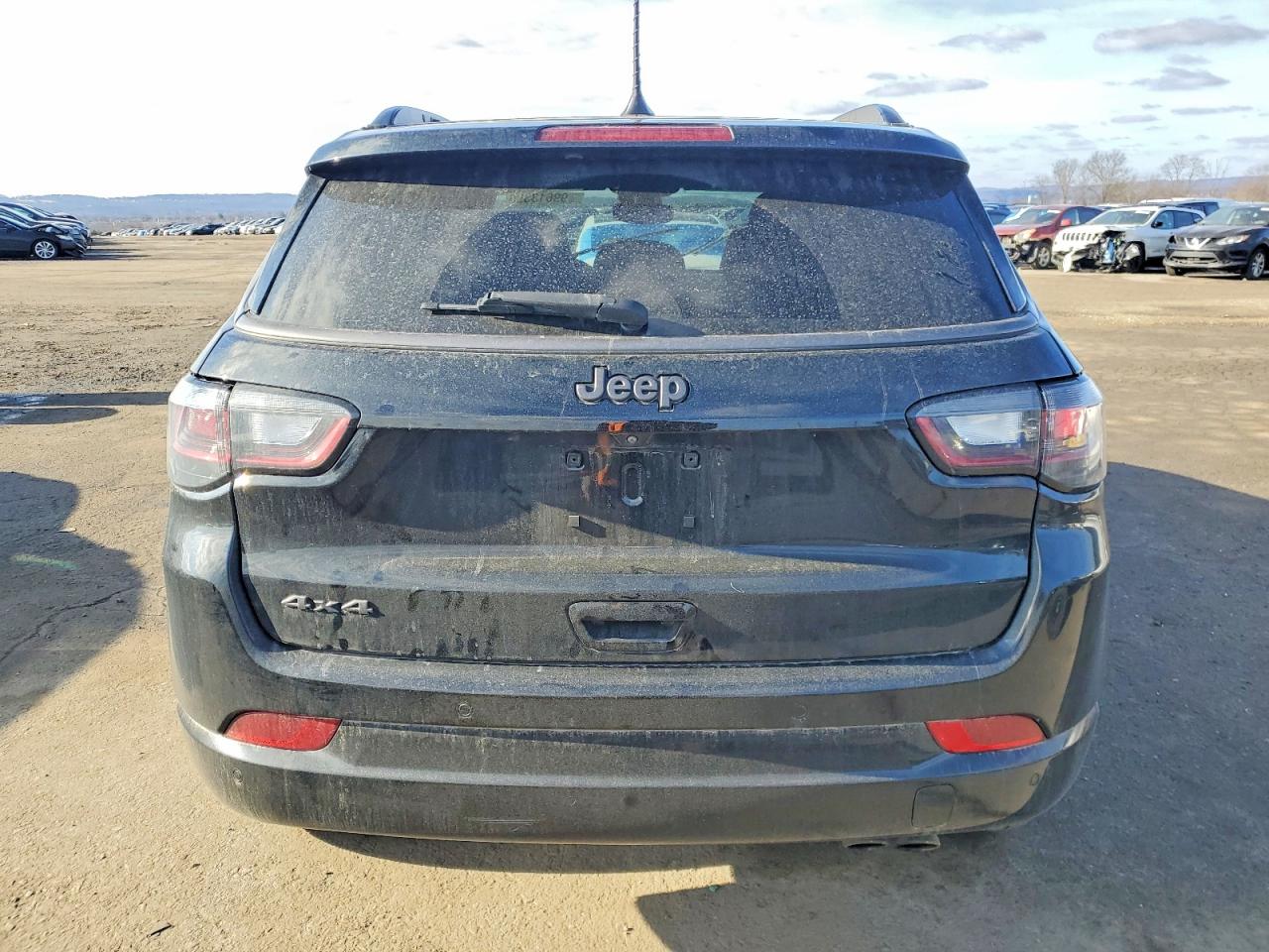 2022 JEEP COMPASS LIMITED photo 6