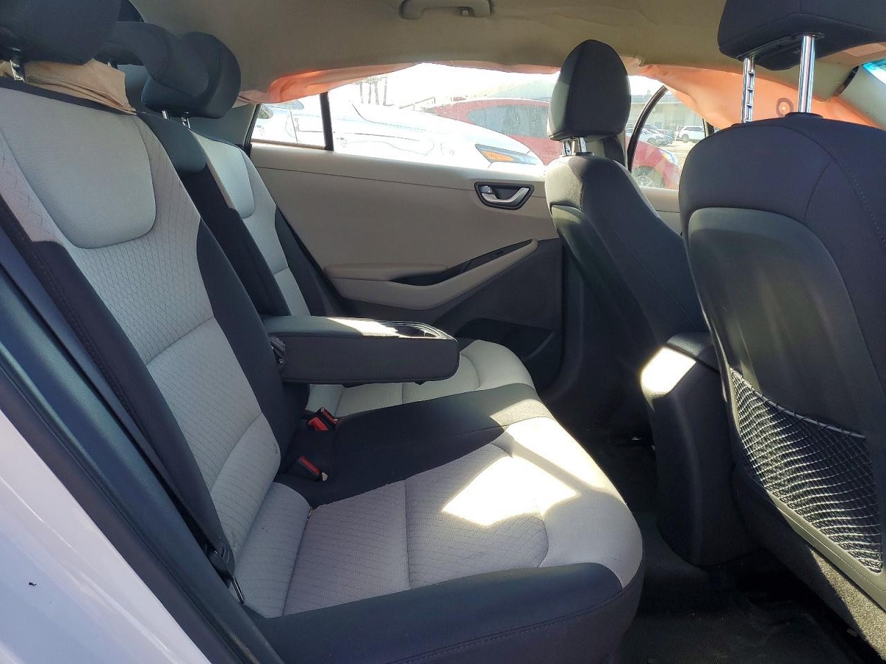2019 HYUNDAI IONIQ photo 10