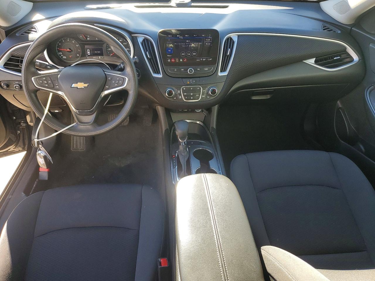 2023 CHEVROLET MALIBU LT photo 8