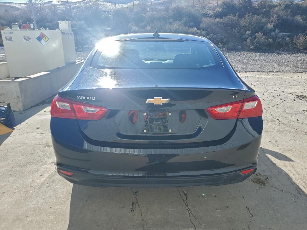 2023 CHEVROLET MALIBU LT photo 6