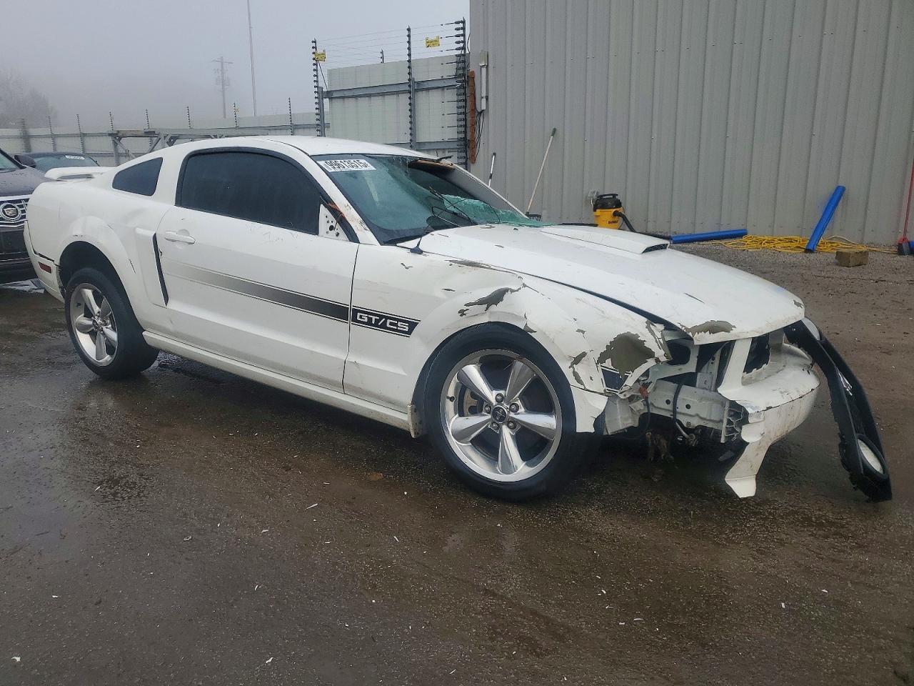 2008 FORD MUSTANG GT photo 4