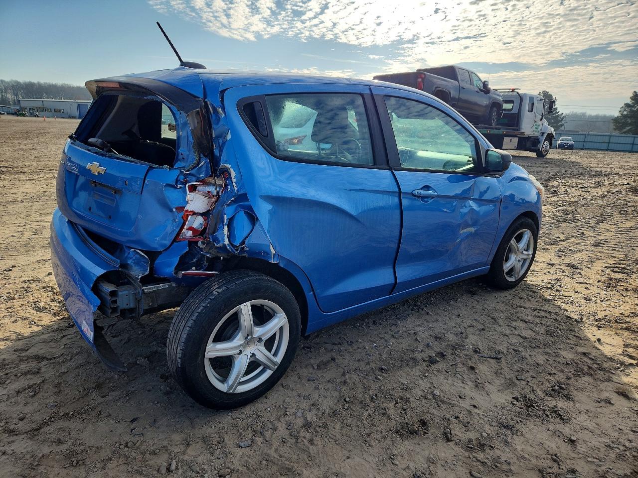 2018 CHEVROLET SPARK LS photo 3