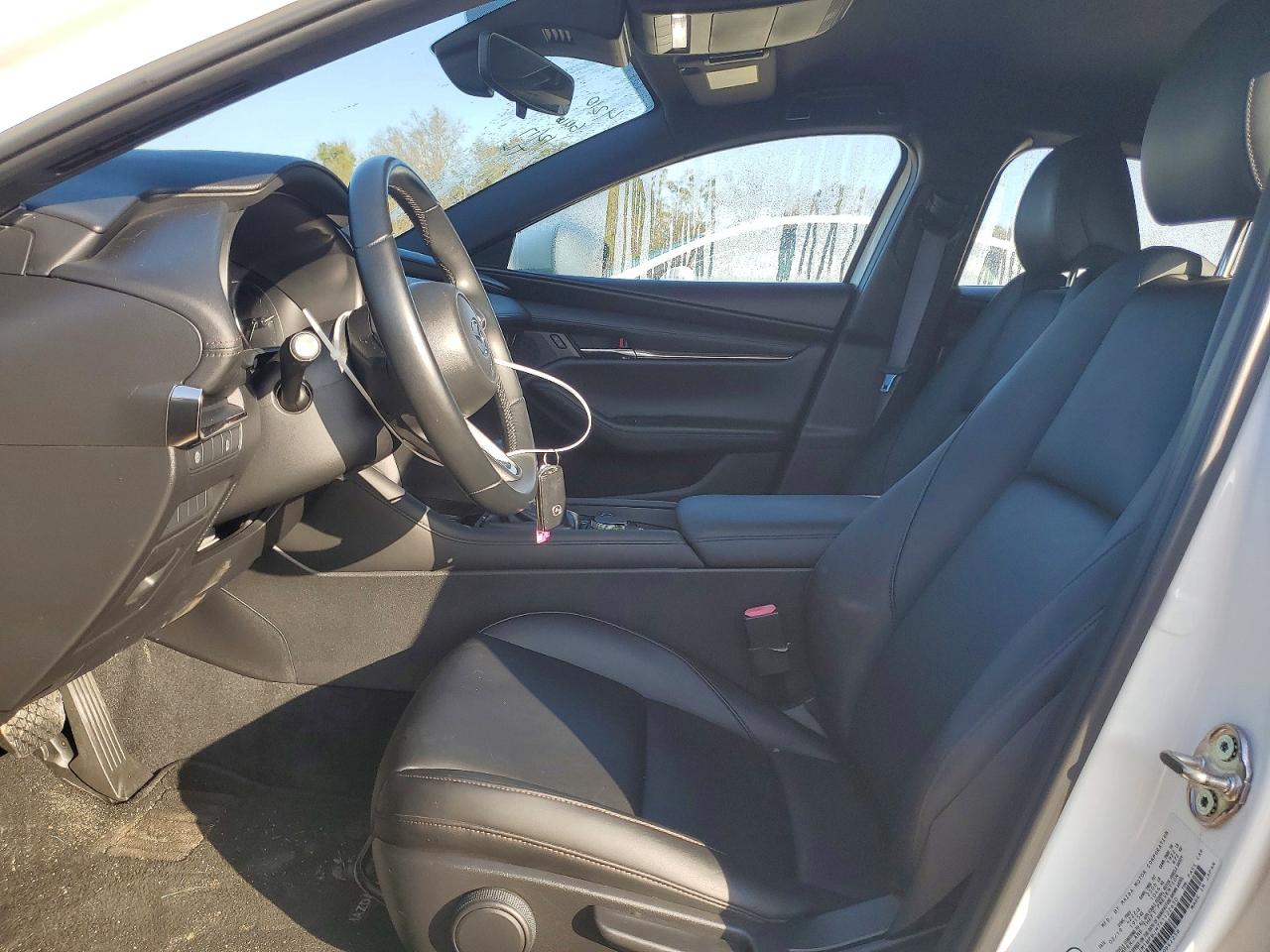 2019 MAZDA 3 photo 7