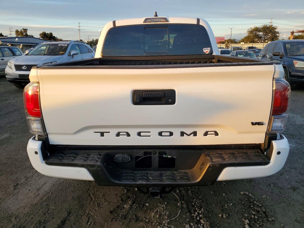 2022 TOYOTA TACOMA DOUBLE CAB photo 6