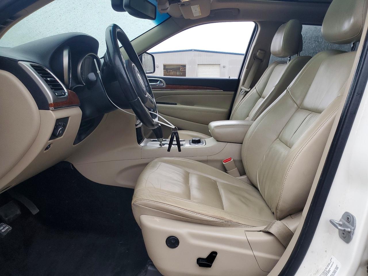 2011 JEEP GRAND CHEROKEE LIMITED photo 7