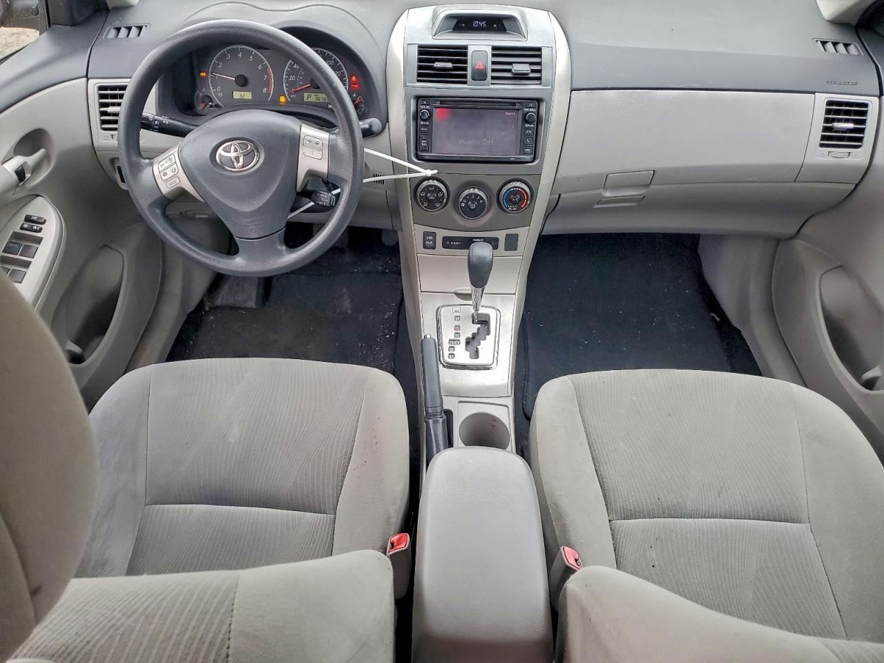 2013 TOYOTA COROLLA BASE photo 8