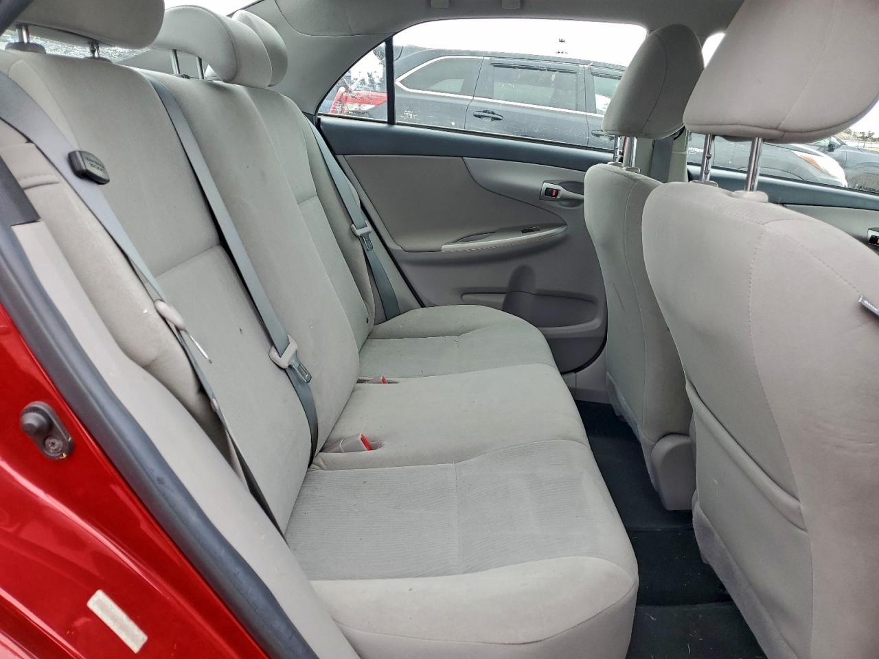 2013 TOYOTA COROLLA BASE photo 10