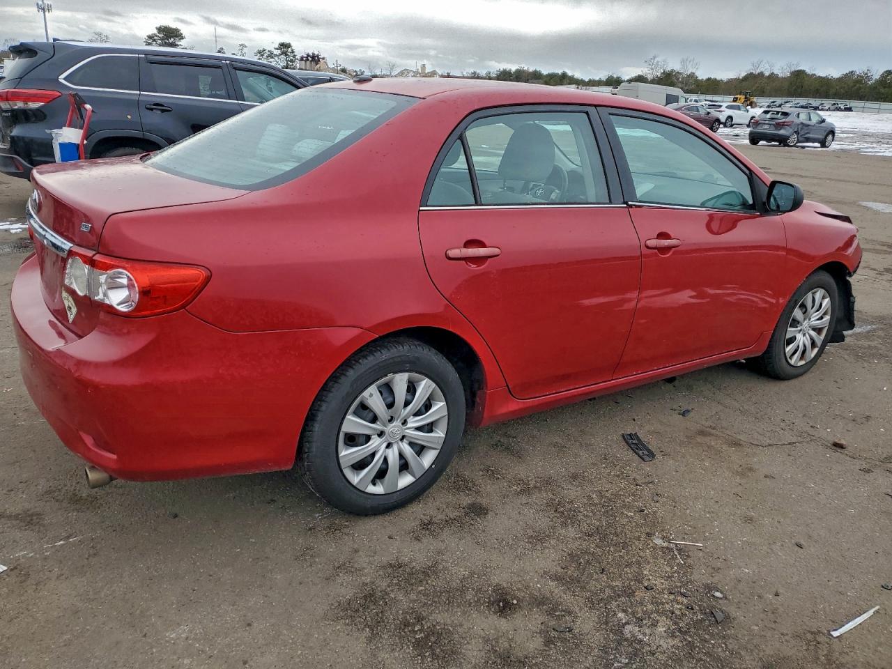 2013 TOYOTA COROLLA BASE photo 3