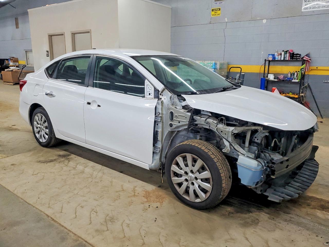 2016 NISSAN SENTRA S photo 4