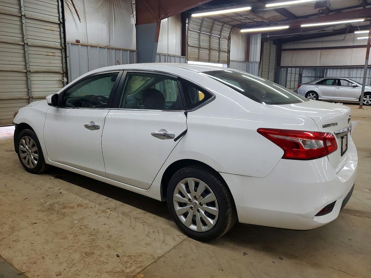 2016 NISSAN SENTRA S photo 2