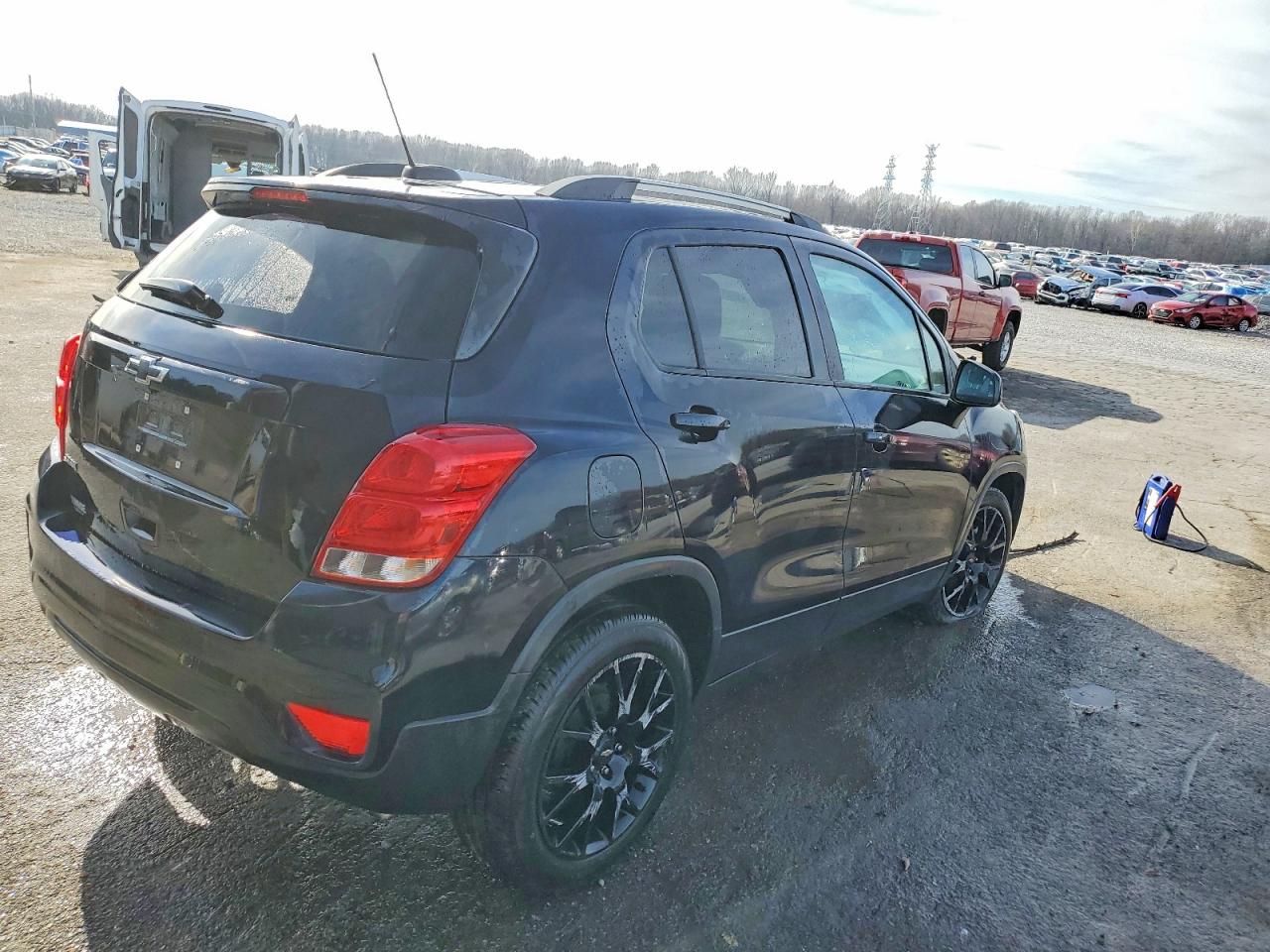 2022 CHEVROLET TRAX 1LT photo 3