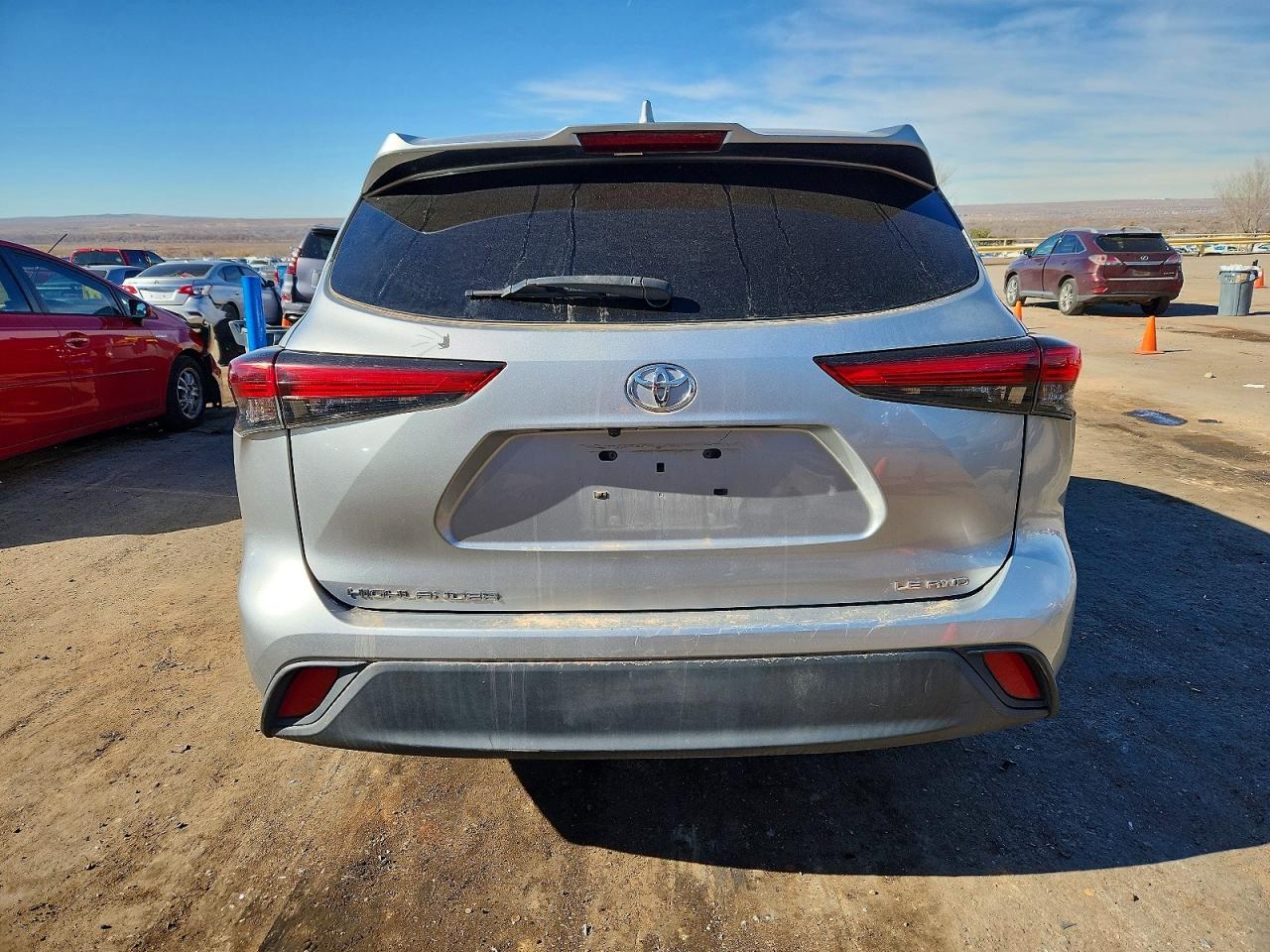 2021 TOYOTA HIGHLANDER L photo 6