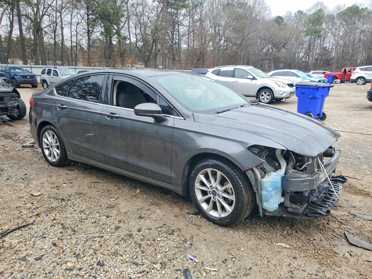 2017 FORD FUSION SE photo 4