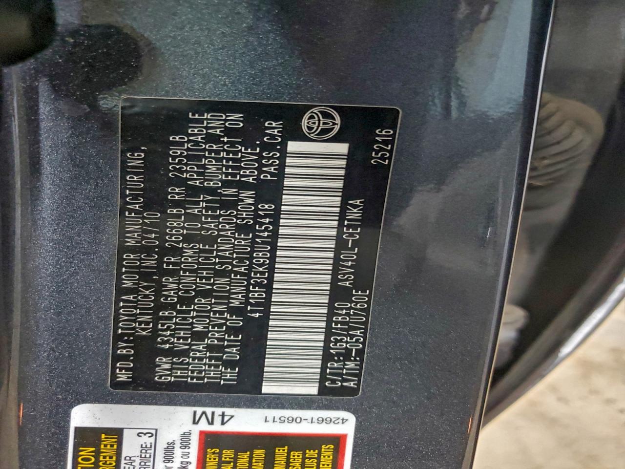 2011 TOYOTA CAMRY BASE photo 12