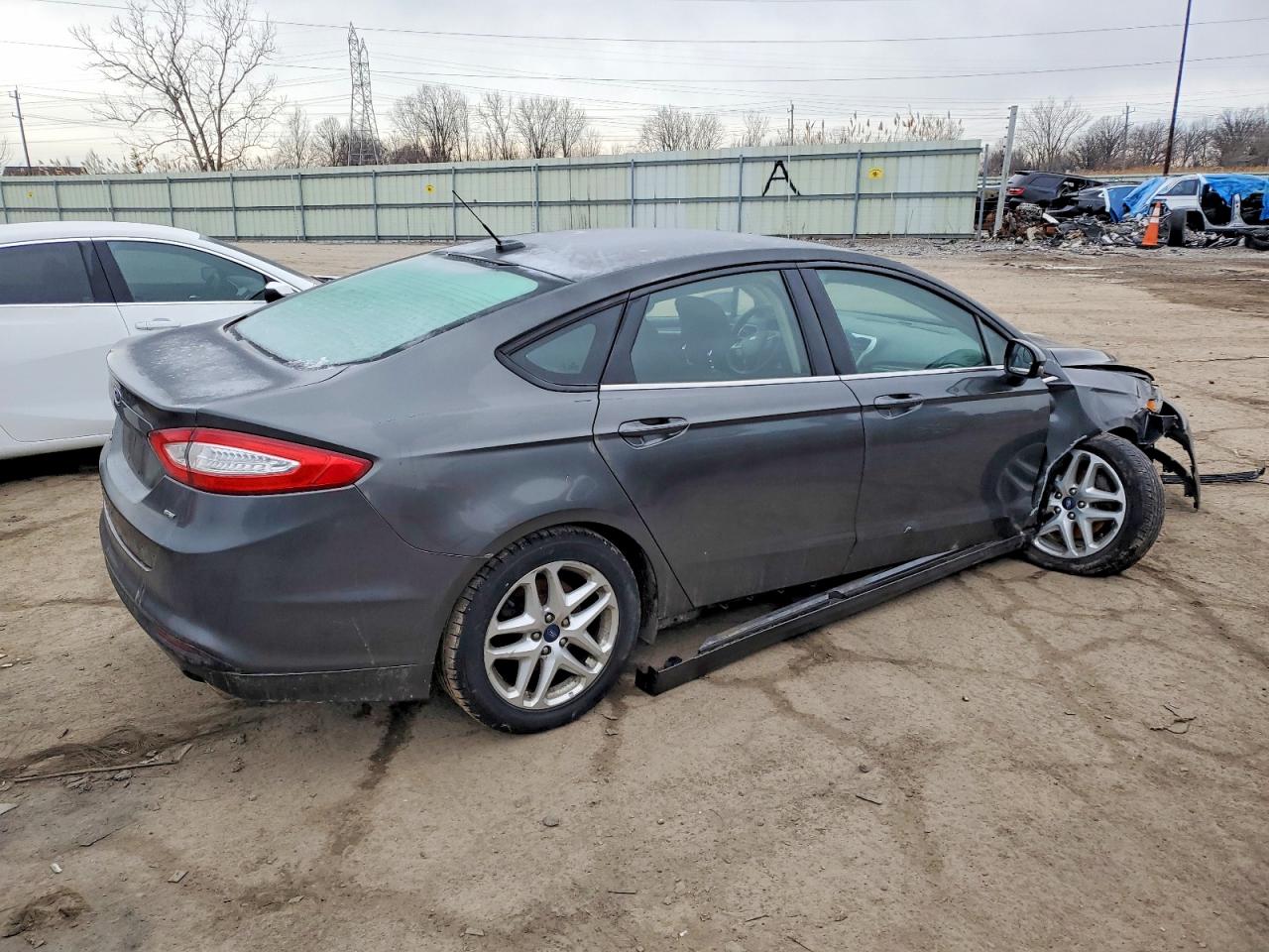 2015 FORD FUSION SE photo 7