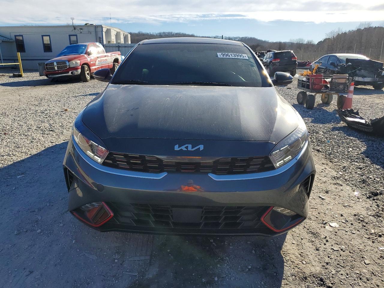 2024 KIA FORTE GT LINE photo 5