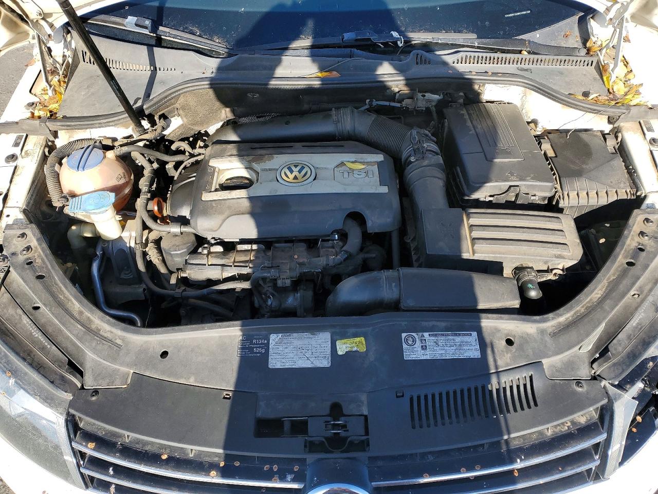 2012 VOLKSWAGEN EOS KOMFORT photo 11
