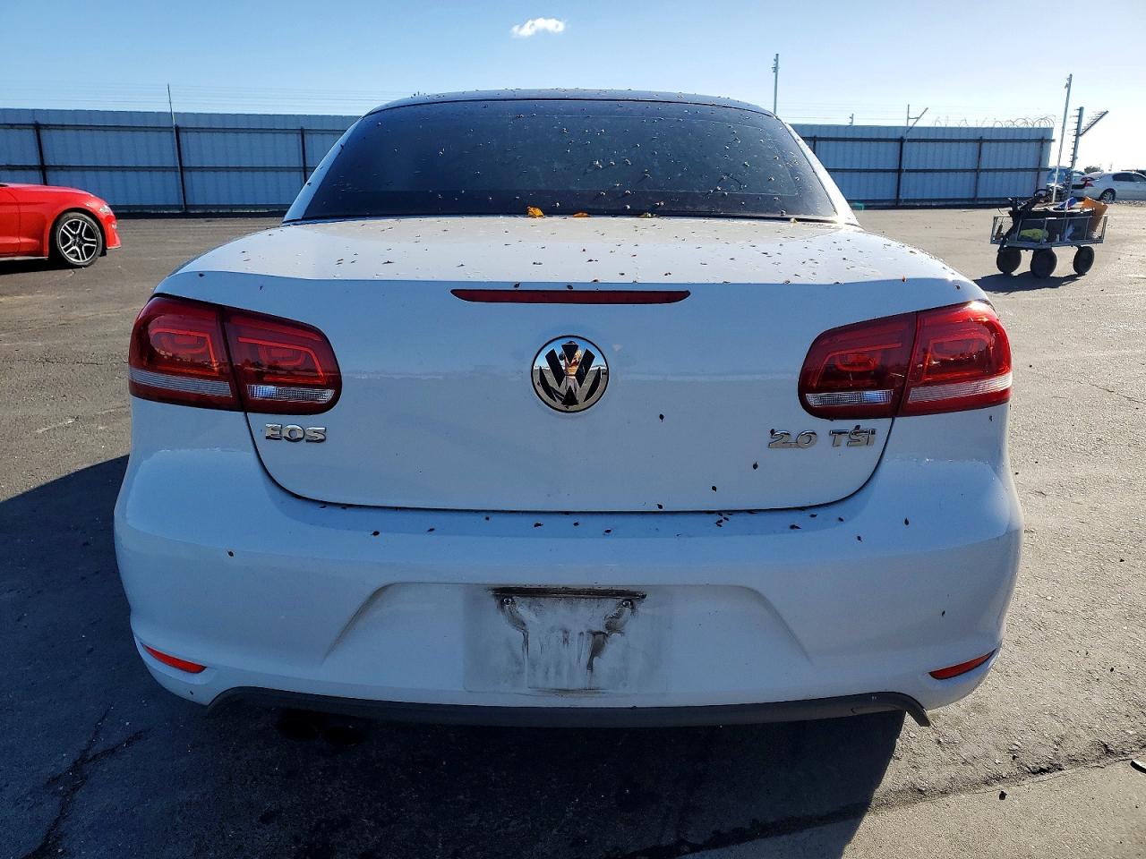 2012 VOLKSWAGEN EOS KOMFORT photo 6