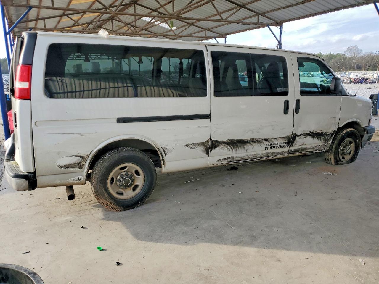 2019 CHEVROLET EXPRESS G3500 LT photo 3