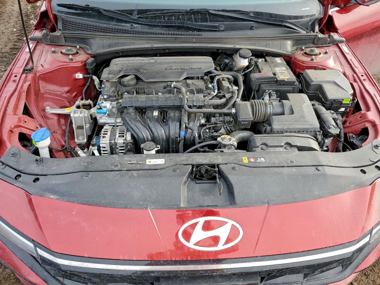 2025 HYUNDAI ELANTRA SEL photo 11