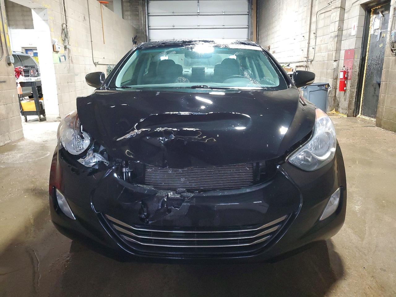 2013 HYUNDAI ELANTRA GLS photo 5