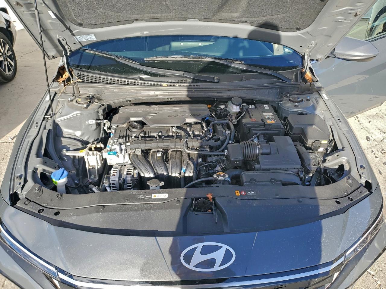 2025 HYUNDAI ELANTRA SEL photo 11