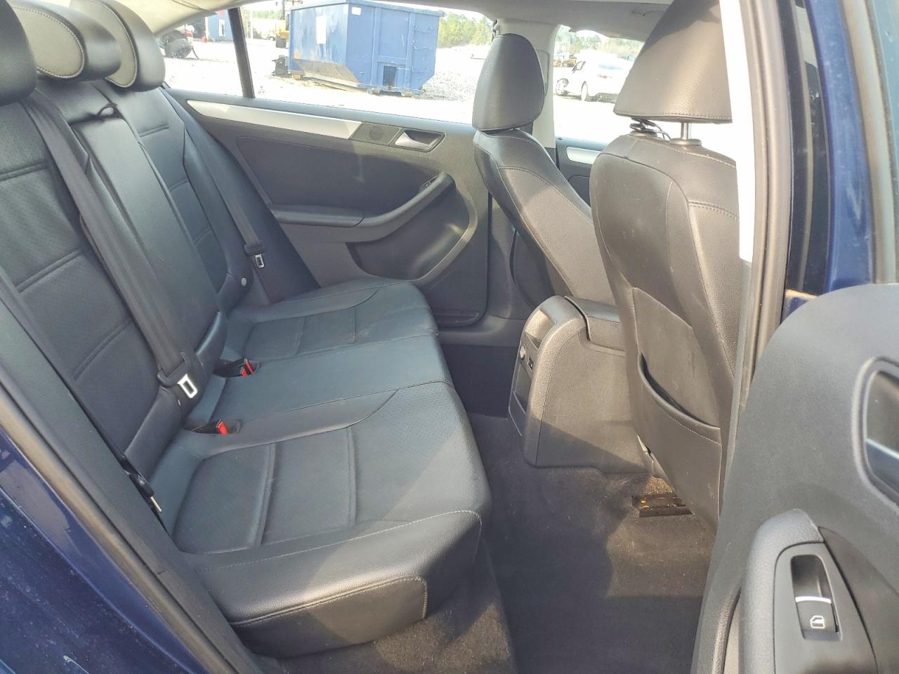 2013 VOLKSWAGEN JETTA SE photo 10