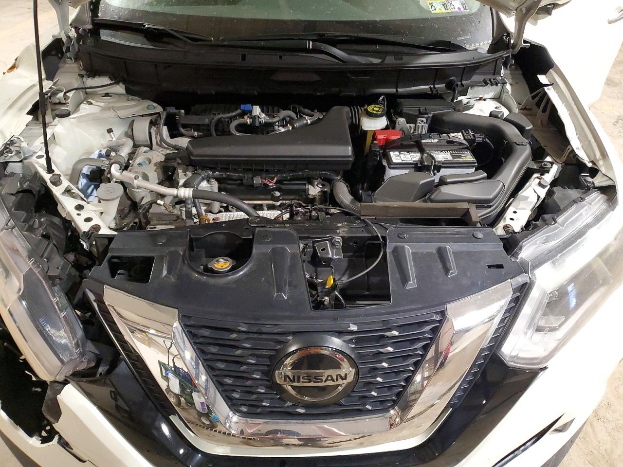 2018 NISSAN ROGUE S photo 12