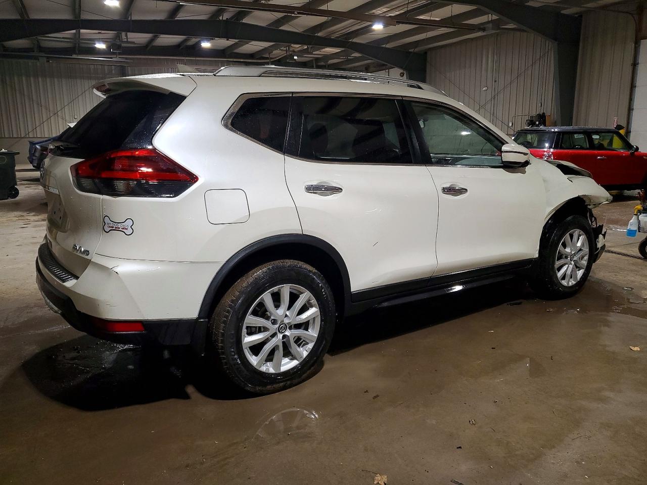 2018 NISSAN ROGUE S photo 3