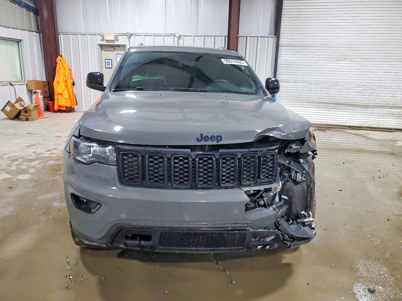2019 JEEP GRAND CHEROKEE LAREDO photo 5