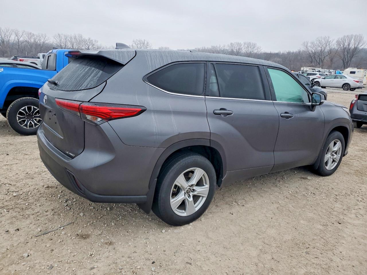 2020 TOYOTA HIGHLANDER L photo 3