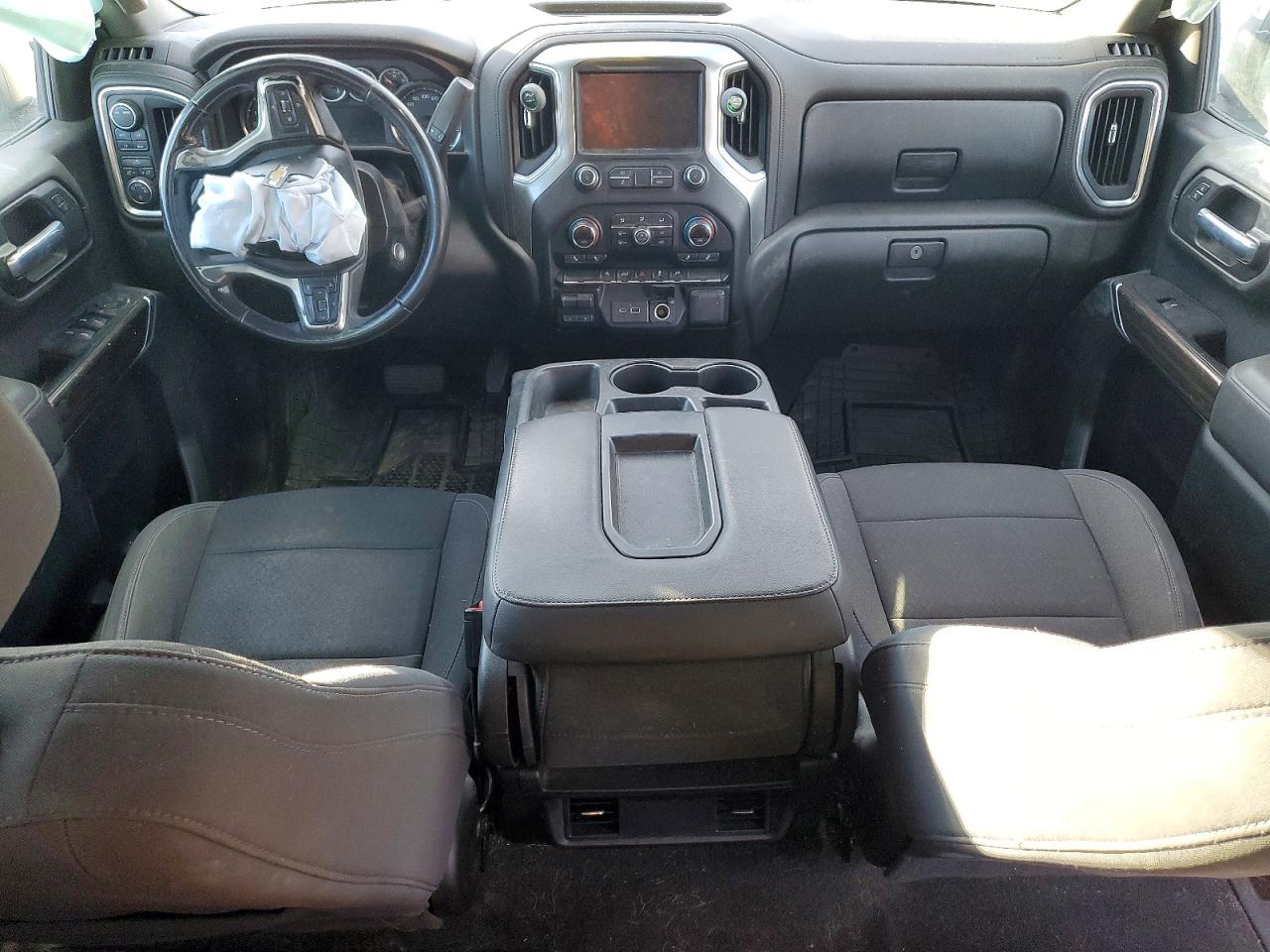 2020 CHEVROLET SILVERADO K1500 LT photo 8