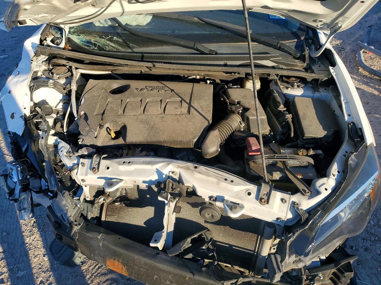 2019 TOYOTA COROLLA L photo 11