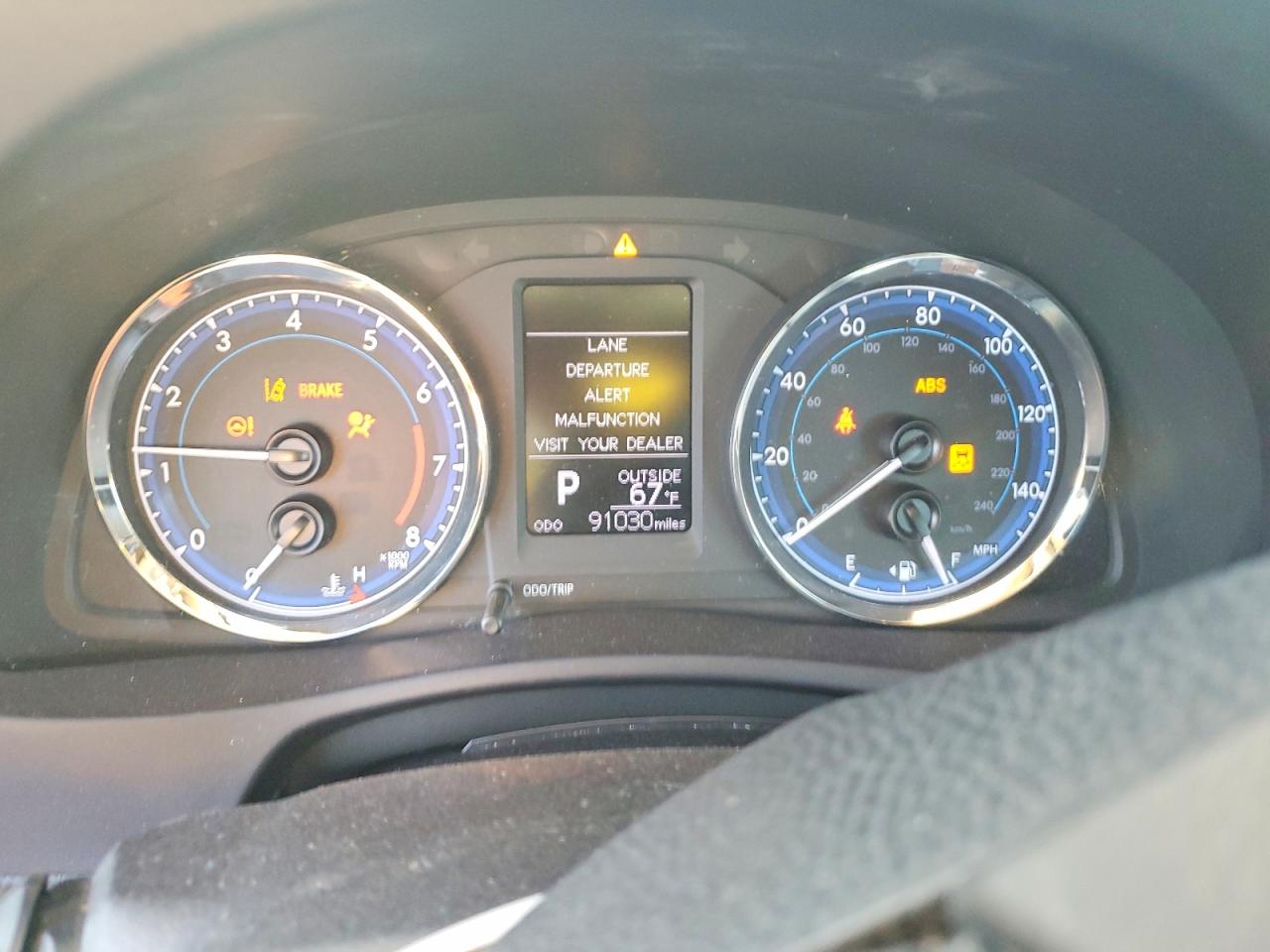 2019 TOYOTA COROLLA L photo 9