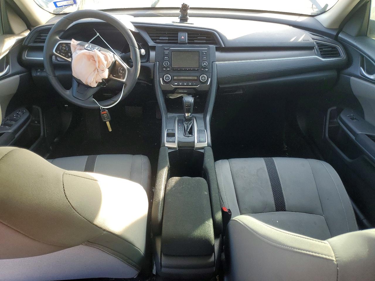 2020 HONDA CIVIC LX photo 8