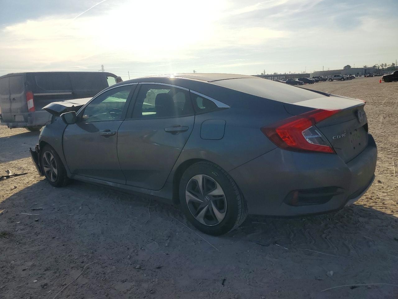 2020 HONDA CIVIC LX photo 2