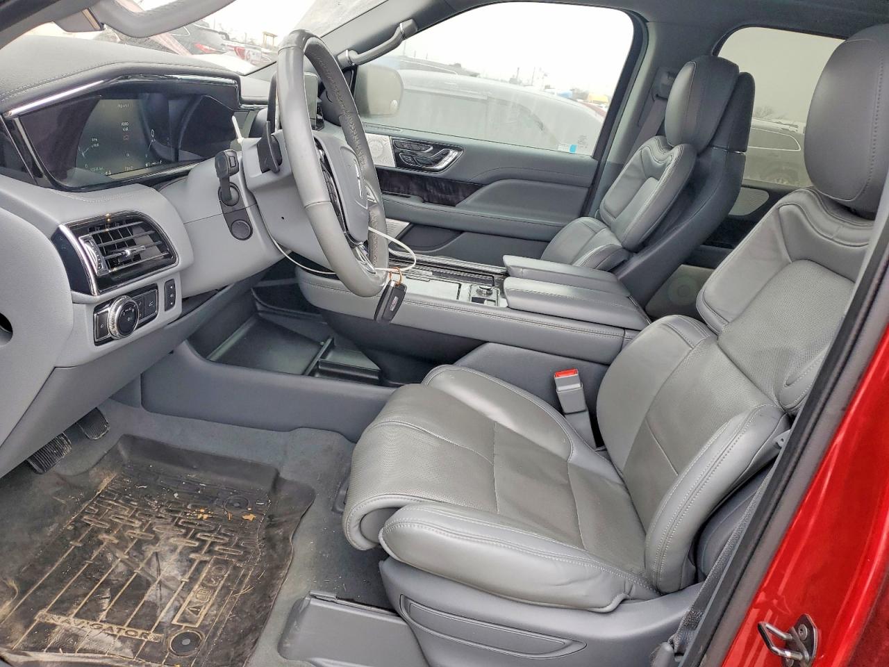 2020 LINCOLN NAVIGATOR L RESERVE photo 7