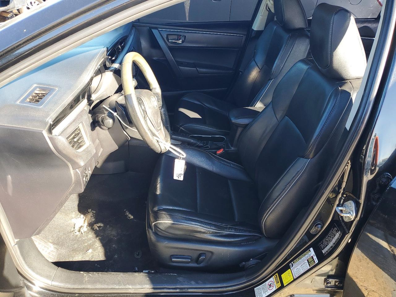 2015 TOYOTA COROLLA L photo 7