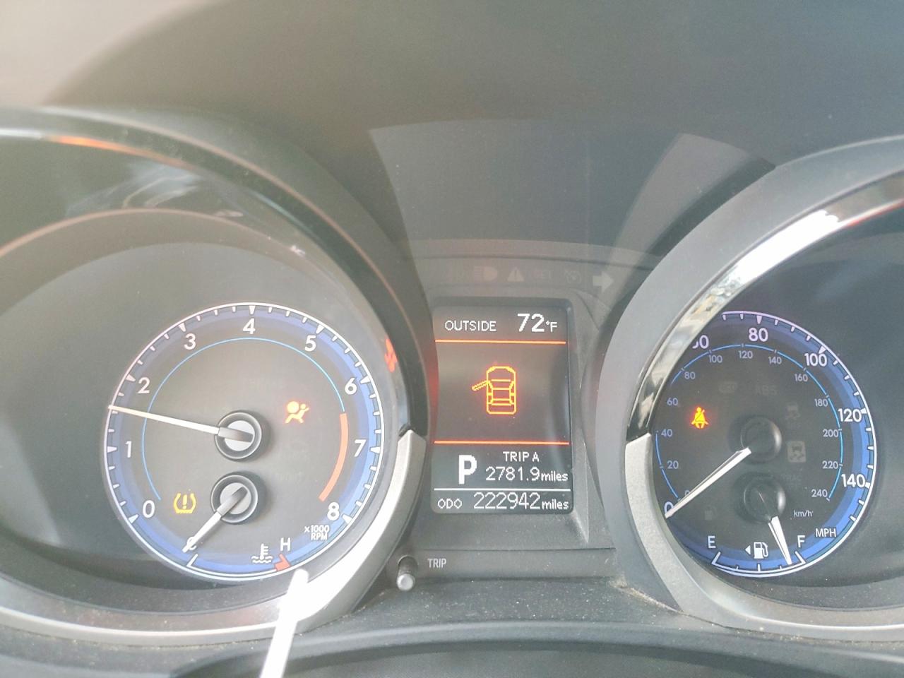 2015 TOYOTA COROLLA L photo 9