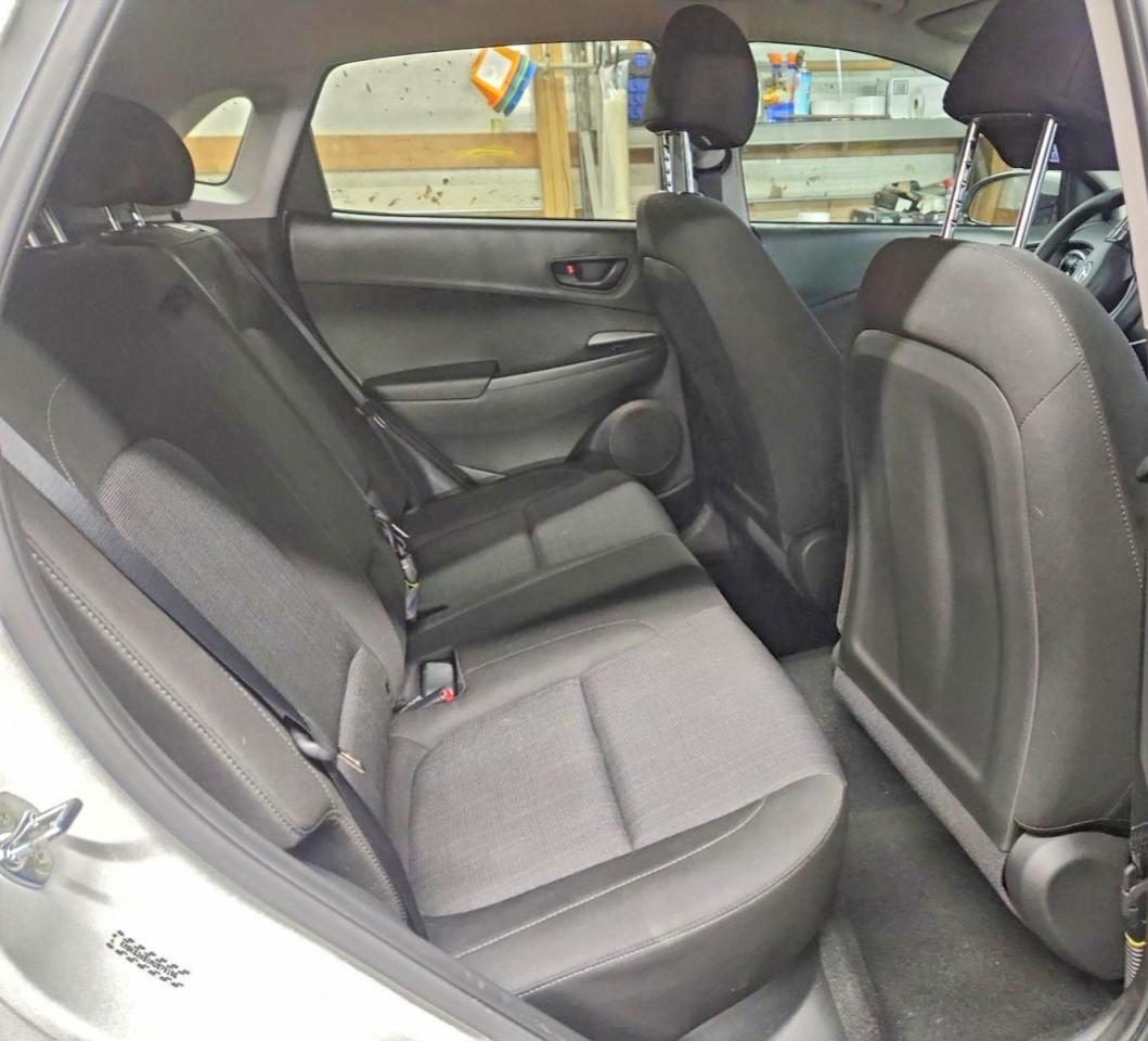 2022 HYUNDAI KONA SEL photo 11