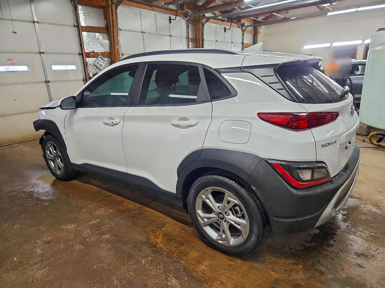2022 HYUNDAI KONA SEL photo 2